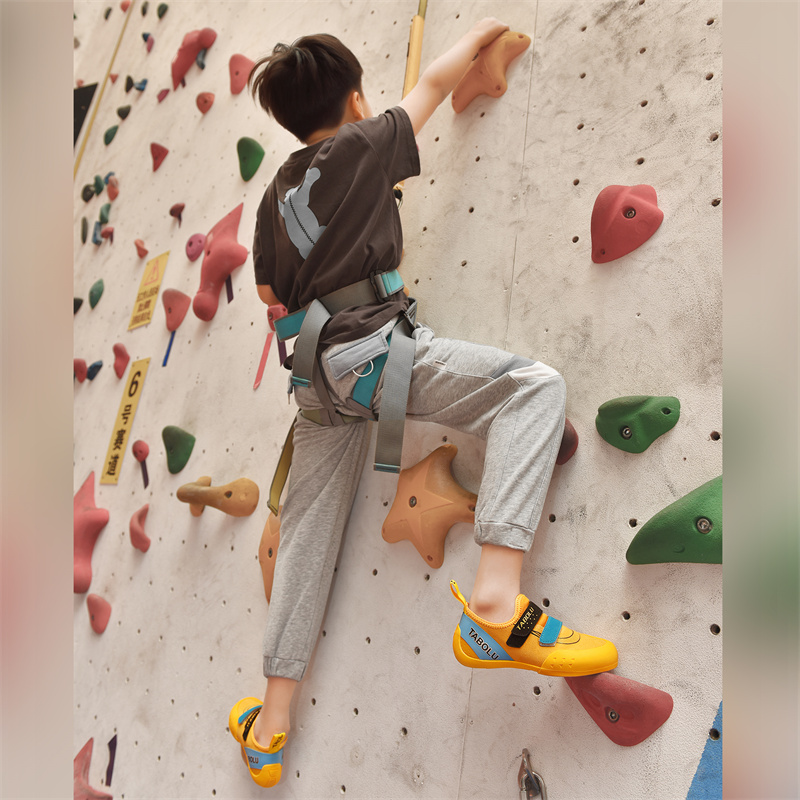 Rotsklimschoenen Jongens Meisj - Climbing Shoe Beginner recensie en prijs